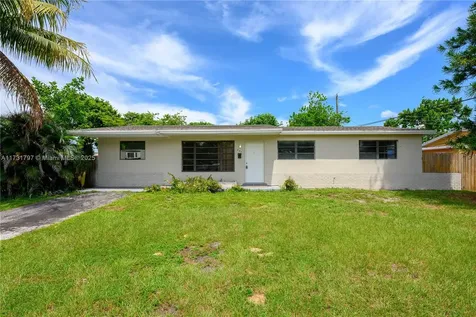 201 SW 65th Terrace Pembroke Pines FL 33023