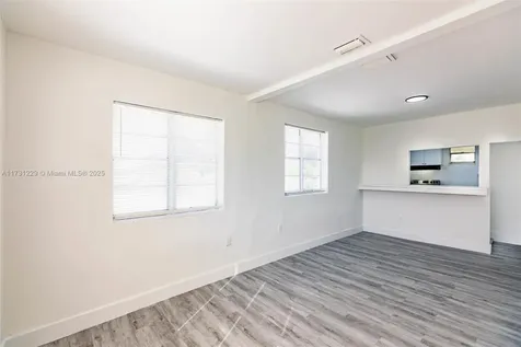 1865 NW 16th Street Miami FL 33125