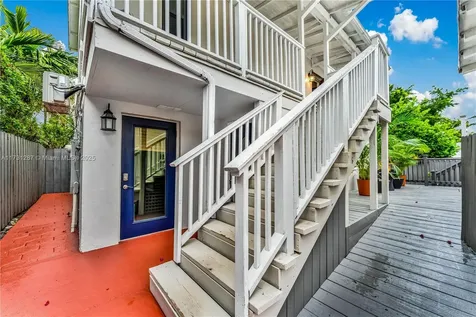 1059 NE 88th Street Miami FL 33138