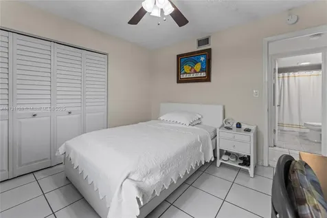 605 NW 72nd Avenue Miami FL 33126