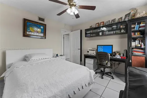 605 NW 72nd Avenue Miami FL 33126