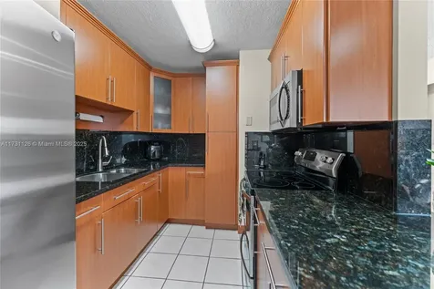 605 NW 72nd Avenue Miami FL 33126