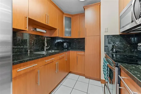 605 NW 72nd Avenue Miami FL 33126