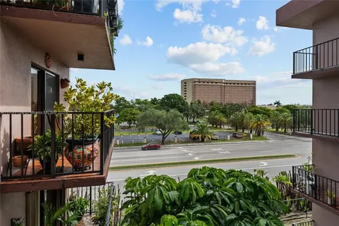 605 NW 72nd Avenue Miami FL 33126