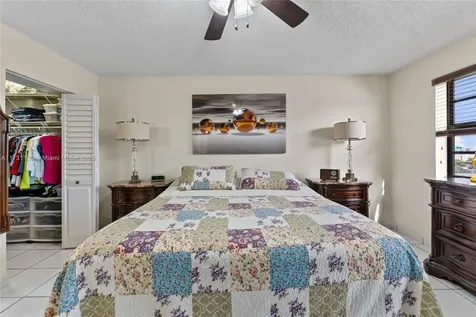 605 NW 72nd Avenue Miami FL 33126
