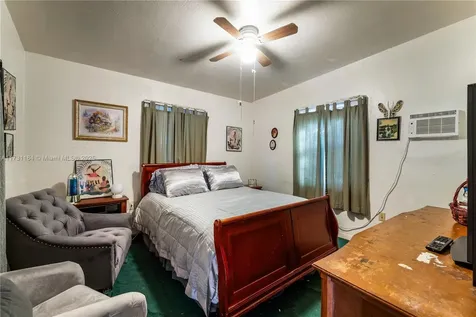 2140 NW 123rd Street Miami FL 33167