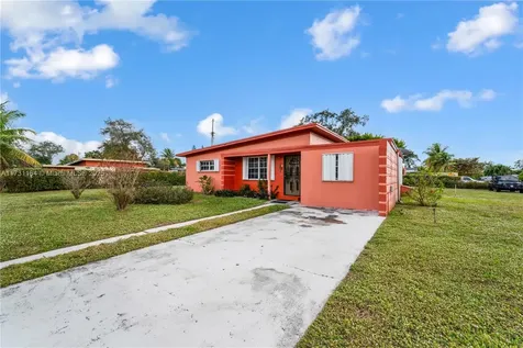 2140 NW 123rd Street Miami FL 33167