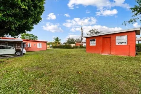 2140 NW 123rd Street Miami FL 33167