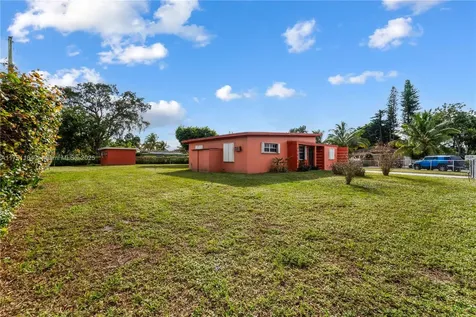 2140 NW 123rd Street Miami FL 33167