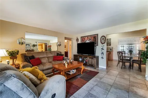 2140 NW 123rd Street Miami FL 33167