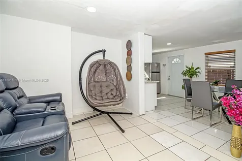 2507 NW 91st Street Miami FL 33147
