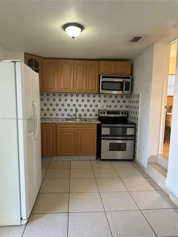 2507 NW 91st Street Miami FL 33147