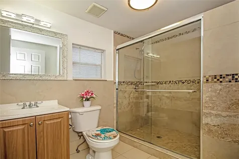 2507 NW 91st Street Miami FL 33147