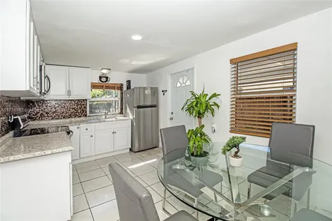 2507 NW 91st Street Miami FL 33147