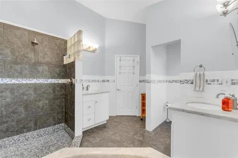 1605 Dewey Street Hollywood FL 33020