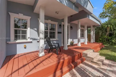 1605 Dewey Street Hollywood FL 33020