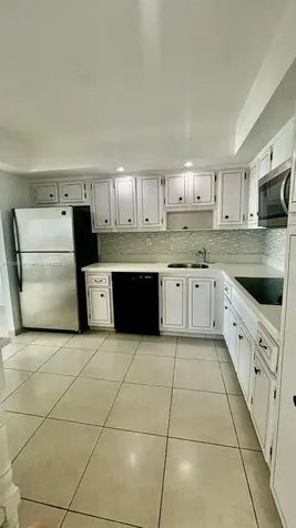 18031 Biscayne Boulevard Aventura FL 33160