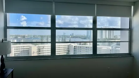 18031 Biscayne Boulevard Aventura FL 33160