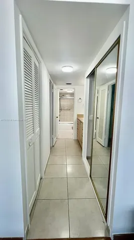 18031 Biscayne Boulevard Aventura FL 33160