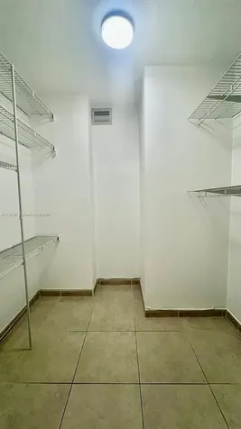 18031 Biscayne Boulevard Aventura FL 33160