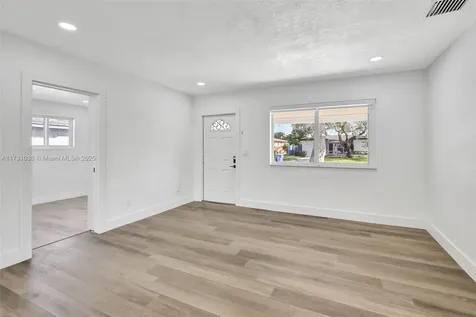510 N 71st Terrace Hollywood FL 33024