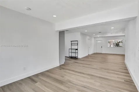510 N 71st Terrace Hollywood FL 33024