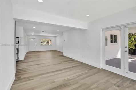 510 N 71st Terrace Hollywood FL 33024