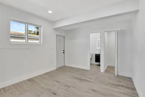 510 N 71st Terrace Hollywood FL 33024