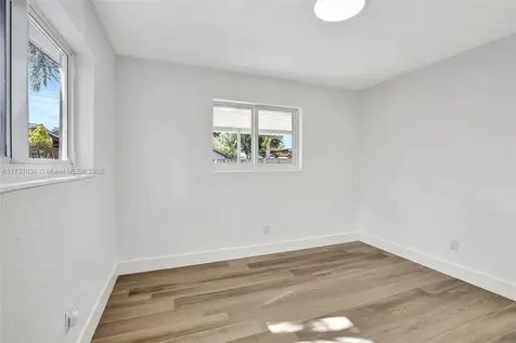 510 N 71st Terrace Hollywood FL 33024