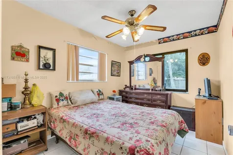11925 SW 182nd Terrace Miami FL 33177