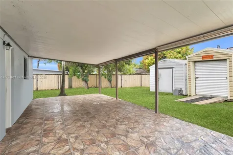 11925 SW 182nd Terrace Miami FL 33177