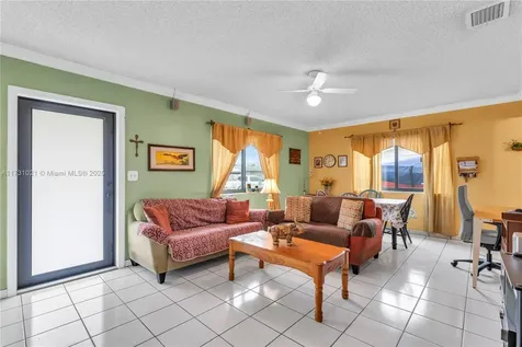 11925 SW 182nd Terrace Miami FL 33177
