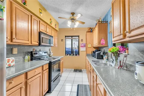 11925 SW 182nd Terrace Miami FL 33177