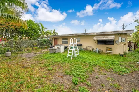1782 NE 175th Street North Miami Beach FL 33162
