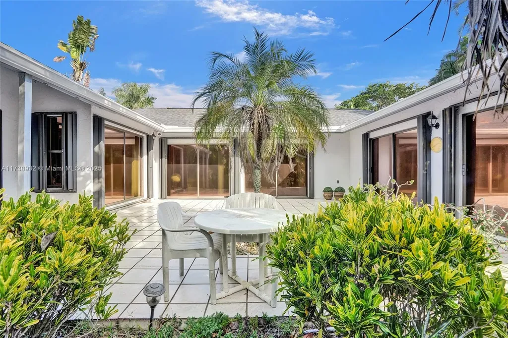 4500 NW 113th Terrace Coral Springs FL 33065