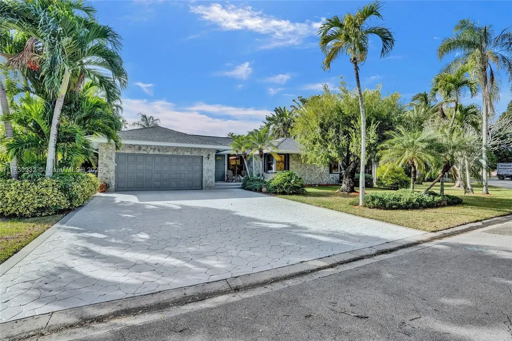 4500 NW 113th Terrace Coral Springs FL 33065