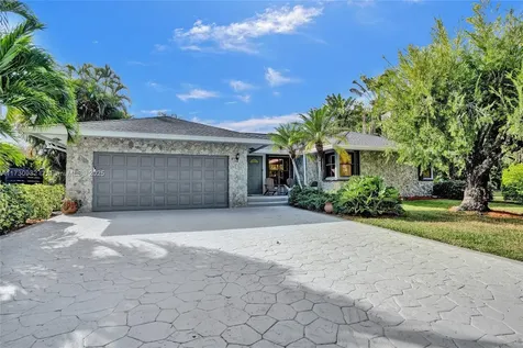4500 NW 113th Terrace Coral Springs FL 33065
