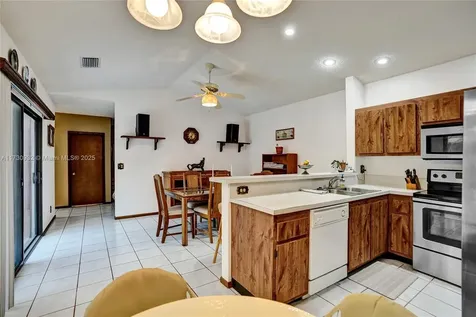 4500 NW 113th Terrace Coral Springs FL 33065
