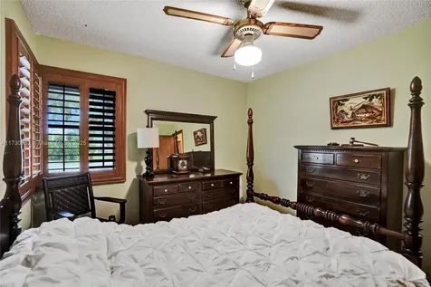 4500 NW 113th Terrace Coral Springs FL 33065