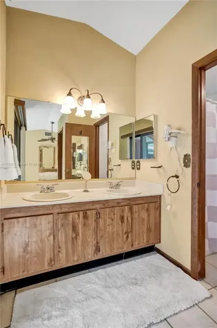 4500 NW 113th Terrace Coral Springs FL 33065