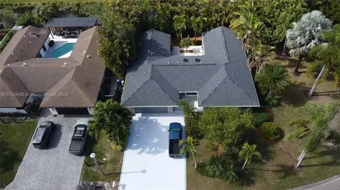 4500 NW 113th Terrace Coral Springs FL 33065
