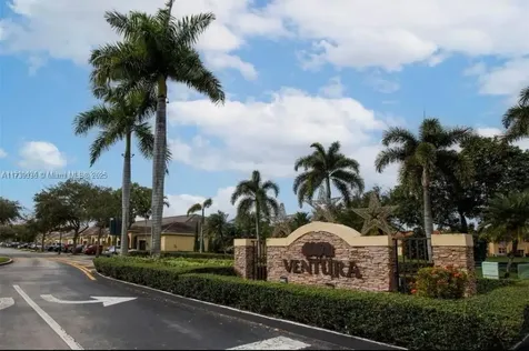 1225 NE 32nd Avenue Homestead FL 33033