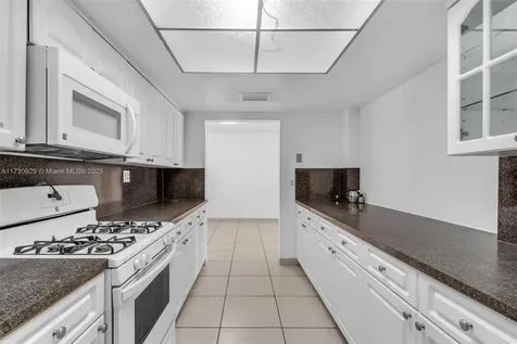 6360 W 16th Avenue Hialeah FL 33012