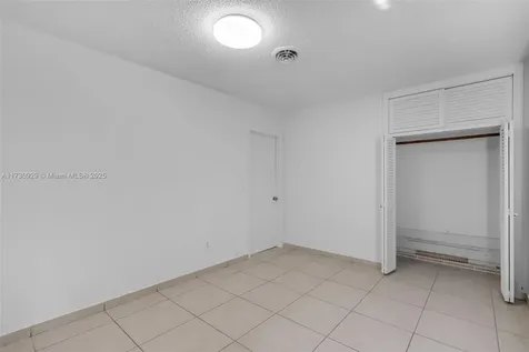 6360 W 16th Avenue Hialeah FL 33012