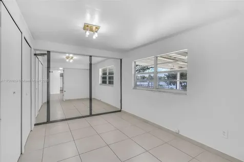 6360 W 16th Avenue Hialeah FL 33012