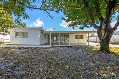 6360 W 16th Avenue Hialeah FL 33012