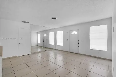 6360 W 16th Avenue Hialeah FL 33012