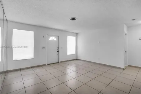 6360 W 16th Avenue Hialeah FL 33012