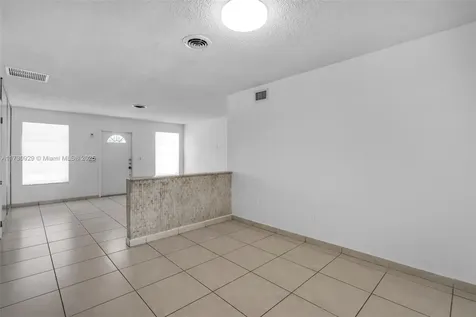 6360 W 16th Avenue Hialeah FL 33012
