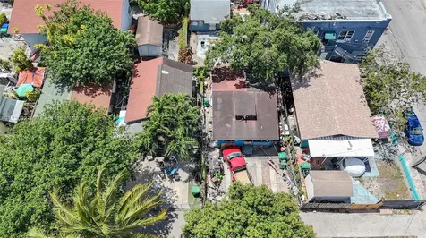 1800 SW 3rd Street #D Miami FL 33135